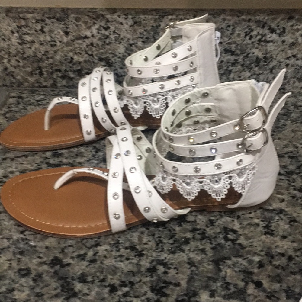 SheSole White flat gladiator sandal